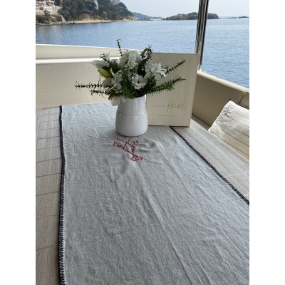 copy of Chemin de Table Blanc